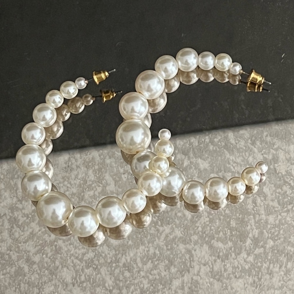 AQUA Pearl Hoops